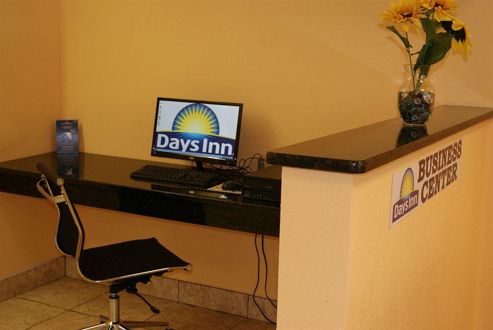 Days Inn By Wyndham Shelby Exterior photo